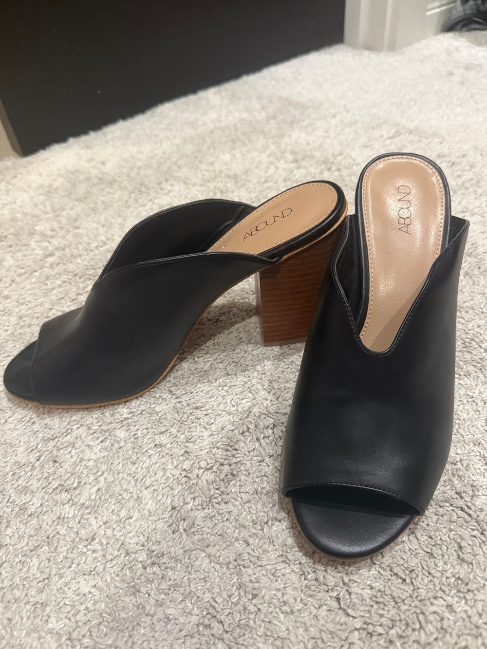 Abound Black Open-Toe Stacked Block Heel Mules